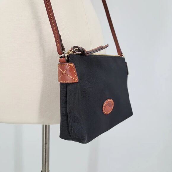 Dooney & Bourke Small Black Crossbody Bag Vintage Authentic Y2K Leather Strap - Picture 7 of 16